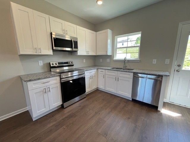 218 Tara Ct, Columbia, TN 38401