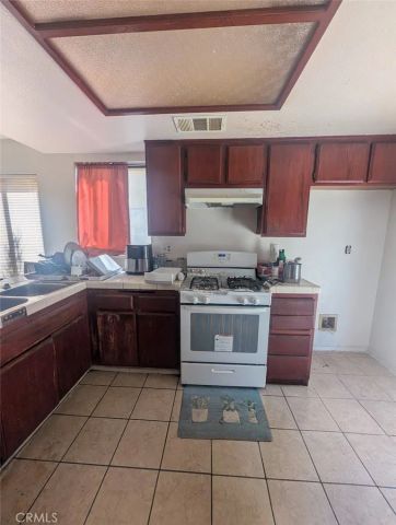 1476 Keepsake, Perris, CA 92571