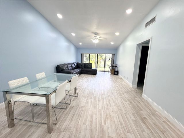 9355 WEDGEWOOD DR B17, Tamarac, FL 33321