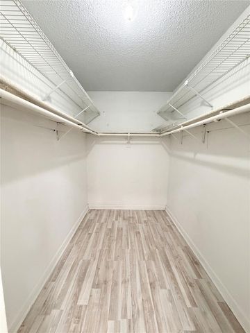 9355 WEDGEWOOD DR B17, Tamarac, FL 33321