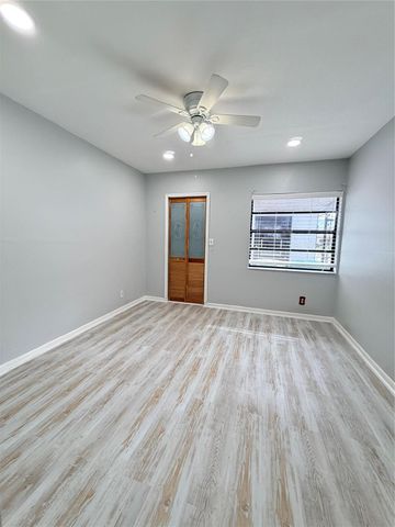 9355 WEDGEWOOD DR B17, Tamarac, FL 33321