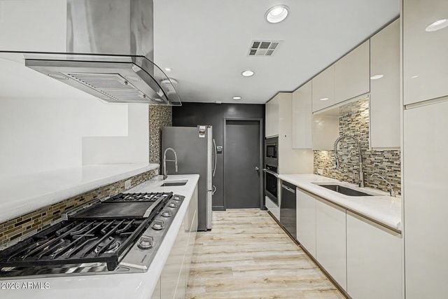 8219 E Valley View Road, Scottsdale, AZ 85250