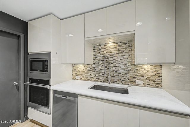 8219 E Valley View Road, Scottsdale, AZ 85250