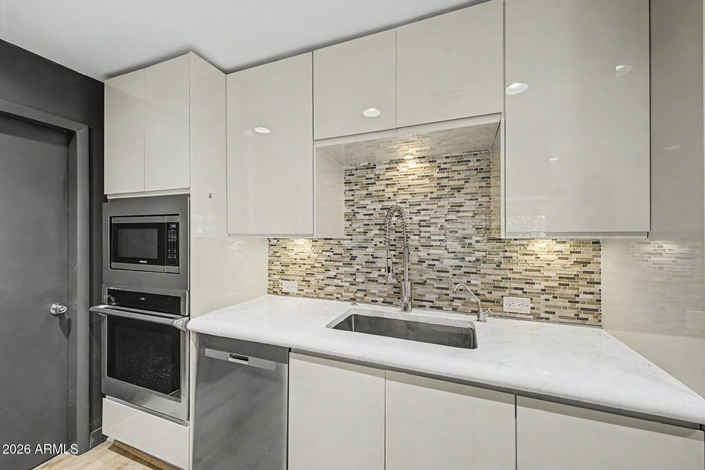 8219 E Valley View Road, Scottsdale, AZ 85250 — photo 5