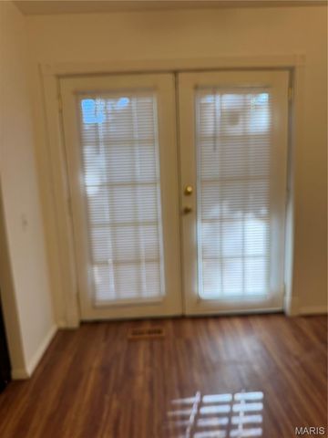 11965 Kingshead Drive, Florissant, MO 63033