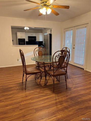 11965 Kingshead Drive, Florissant, MO 63033