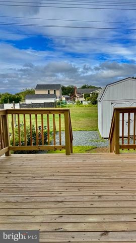 28 TOWNS CT, Rosedale, MD 21237