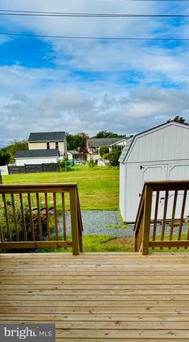 28 TOWNS CT, Rosedale, MD 21237
