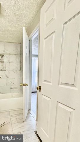 28 TOWNS CT, Rosedale, MD 21237