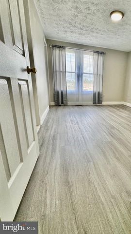 28 TOWNS CT, Rosedale, MD 21237