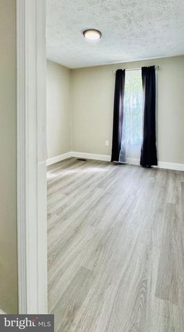 28 TOWNS CT, Rosedale, MD 21237