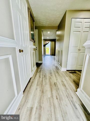 28 TOWNS CT, Rosedale, MD 21237