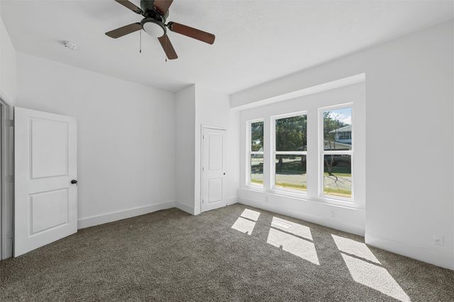 1825 Lyle Avenue, Waco, TX 76708