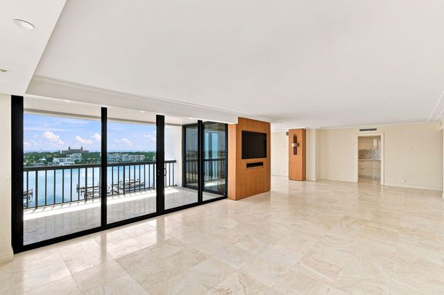400 N FLAGLER Drive 1701, West Palm Beach, FL 33401