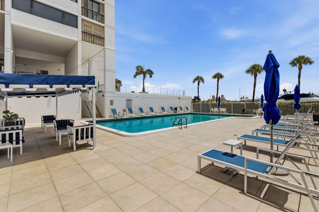 400 N FLAGLER Drive 1701, West Palm Beach, FL 33401