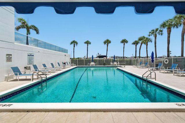 400 N FLAGLER Drive 1701, West Palm Beach, FL 33401