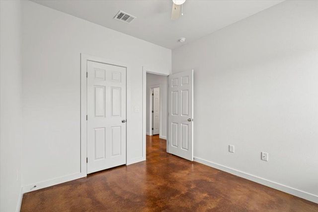 9913 Little Creek CIR, Dripping Springs, TX 78620