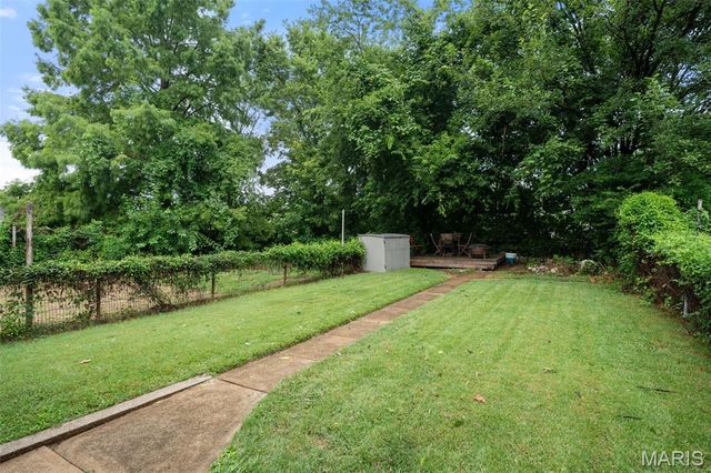 809 Military Road, Unincorporated, MO 63125