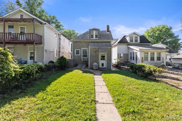 809 Military Road, Unincorporated, MO 63125