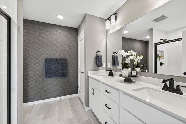 19972 Hunters Ridge, Corcoran, MN 55374