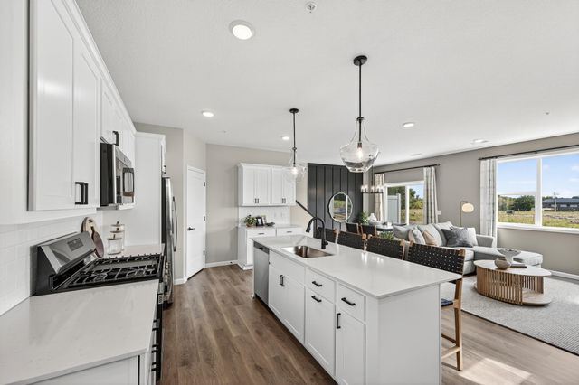 19972 Hunters Ridge, Corcoran, MN 55374