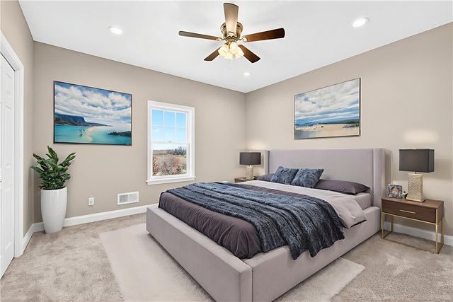 480 Matty, Rostraver, PA 15012