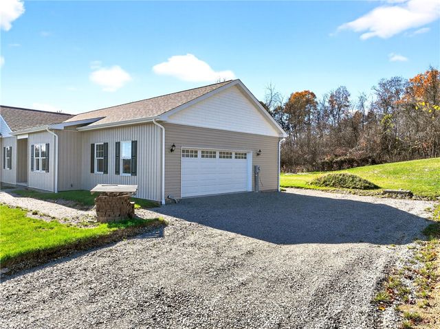 480 Matty, Rostraver, PA 15012