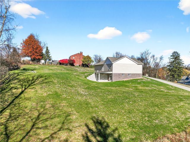 480 Matty, Rostraver, PA 15012