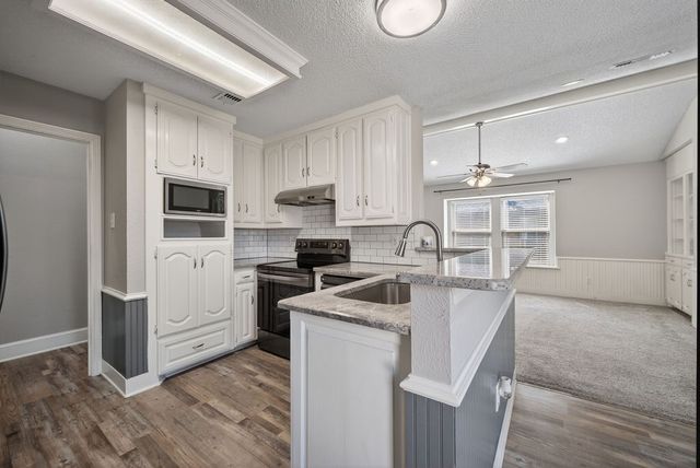 2229 Country Valley Road, Garland, TX 75041