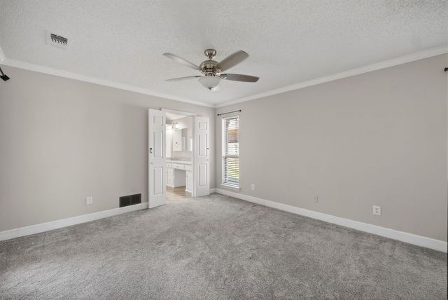 2229 Country Valley Road, Garland, TX 75041