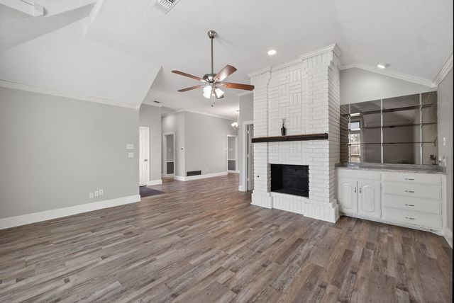 2229 Country Valley Road, Garland, TX 75041