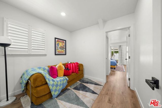 3037 Pacific Avenue, Long Beach, CA 90806