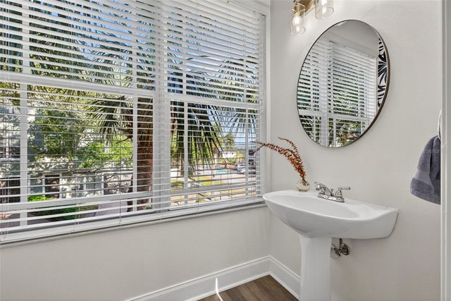 204 ROCK GARDEN PLACE 1, Tampa, FL 33609