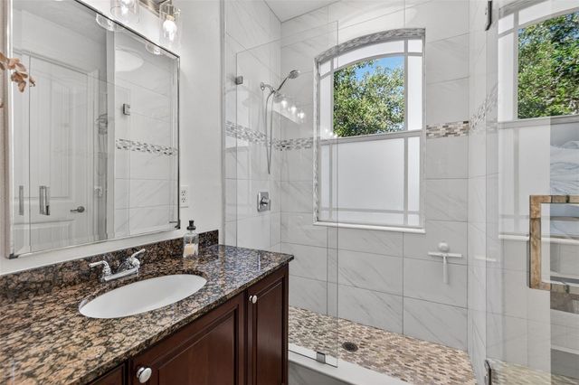 204 ROCK GARDEN PLACE 1, Tampa, FL 33609