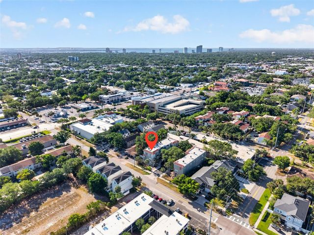 204 ROCK GARDEN PLACE 1, Tampa, FL 33609