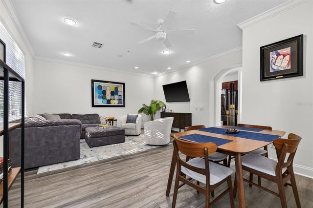 204 ROCK GARDEN PLACE 1, Tampa, FL 33609