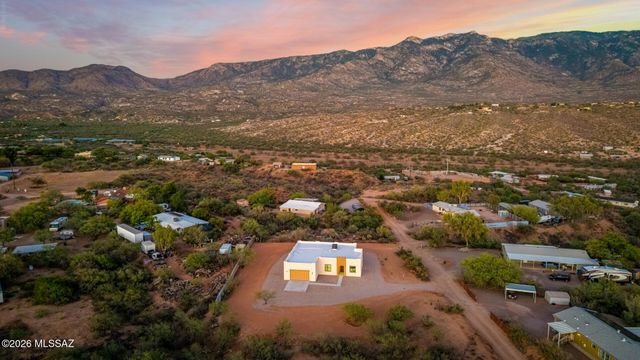 4601 E Magoo Road, Tucson, AZ 85739