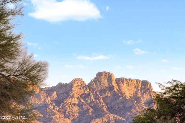 4601 E Magoo Road, Tucson, AZ 85739