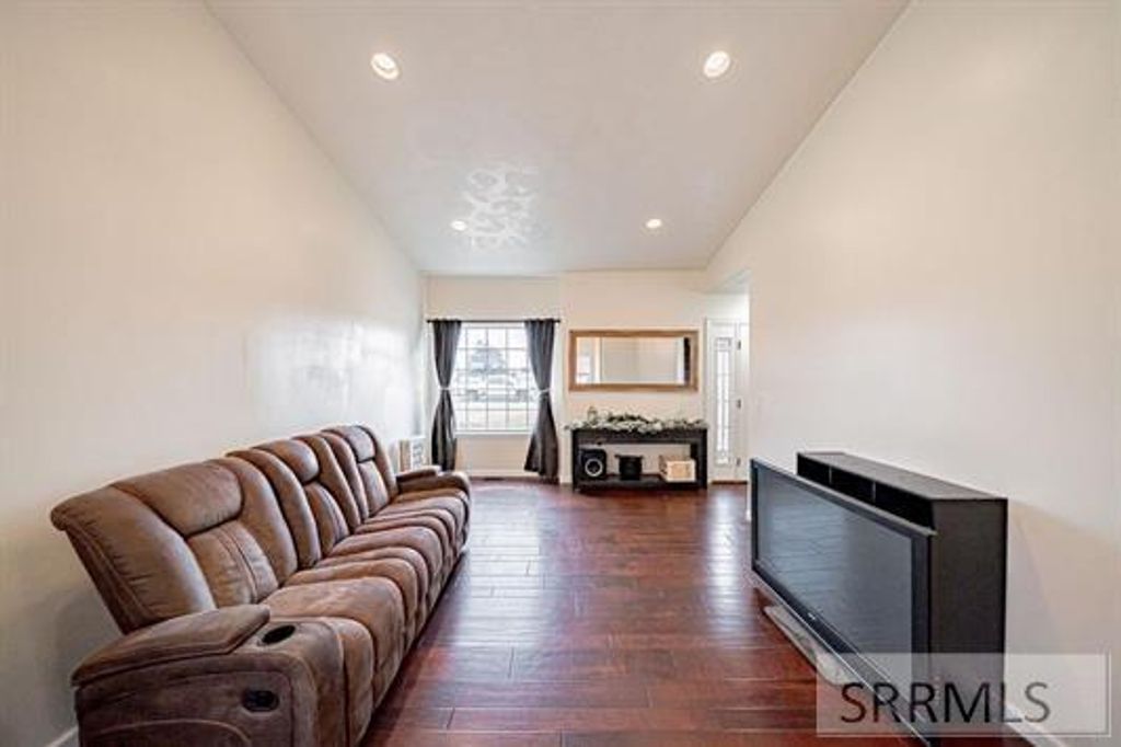 Image 40 of property listing at 365 N 455 W, Blackfoot, ID 83221