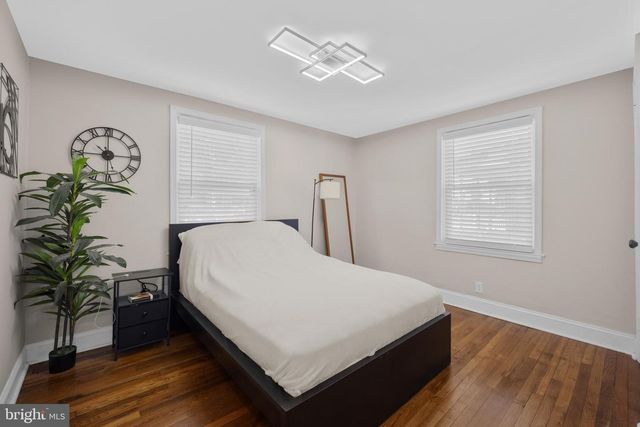 2203 LIBERATOR ST, Levittown, PA 19057