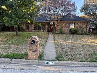 3407 Ruidoso Drive, Arlington, TX 76017