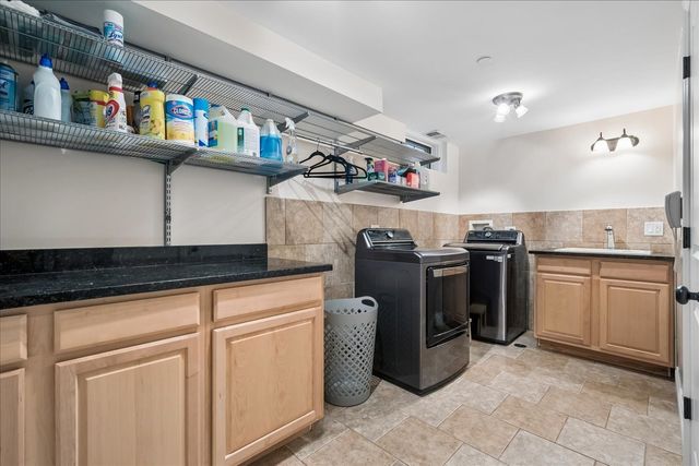 8027 Long Avenue, Skokie, IL 60077