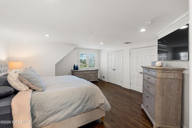 8 Evergreen Drive, Rumson, NJ 07760