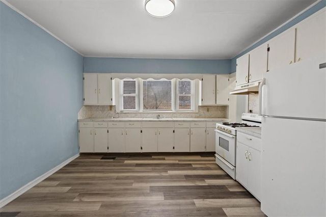 403 S Ash Street, Ottawa, KS 66067