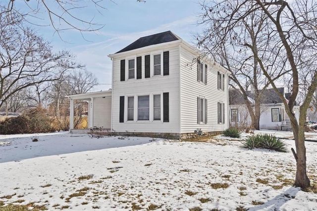 403 S Ash Street, Ottawa, KS 66067