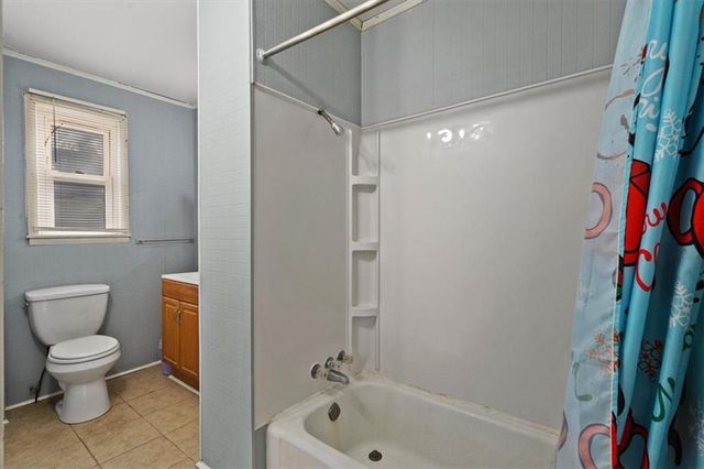 403 S Ash Street, Ottawa, KS 66067