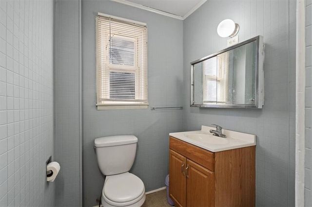 403 S Ash Street, Ottawa, KS 66067