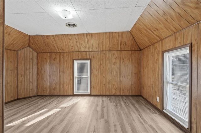 403 S Ash Street, Ottawa, KS 66067