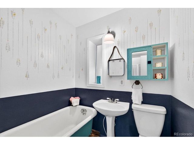 2459 N Clarkson St, Denver, CO 80205