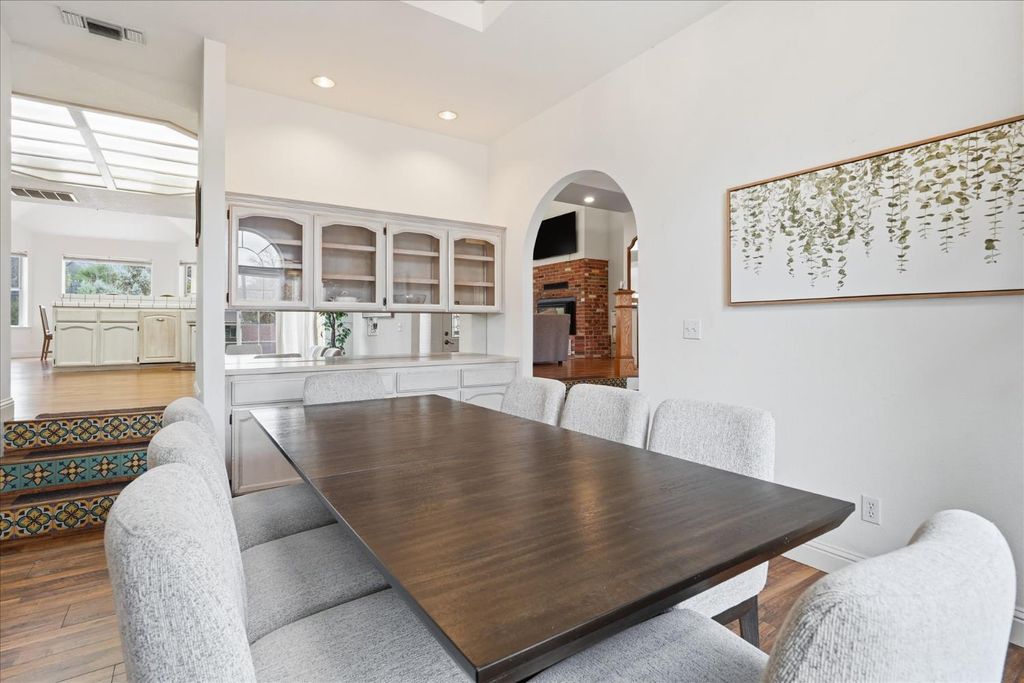 Image 21 of property listing at 40484 Goldside Drive, Oakhurst, CA 93644